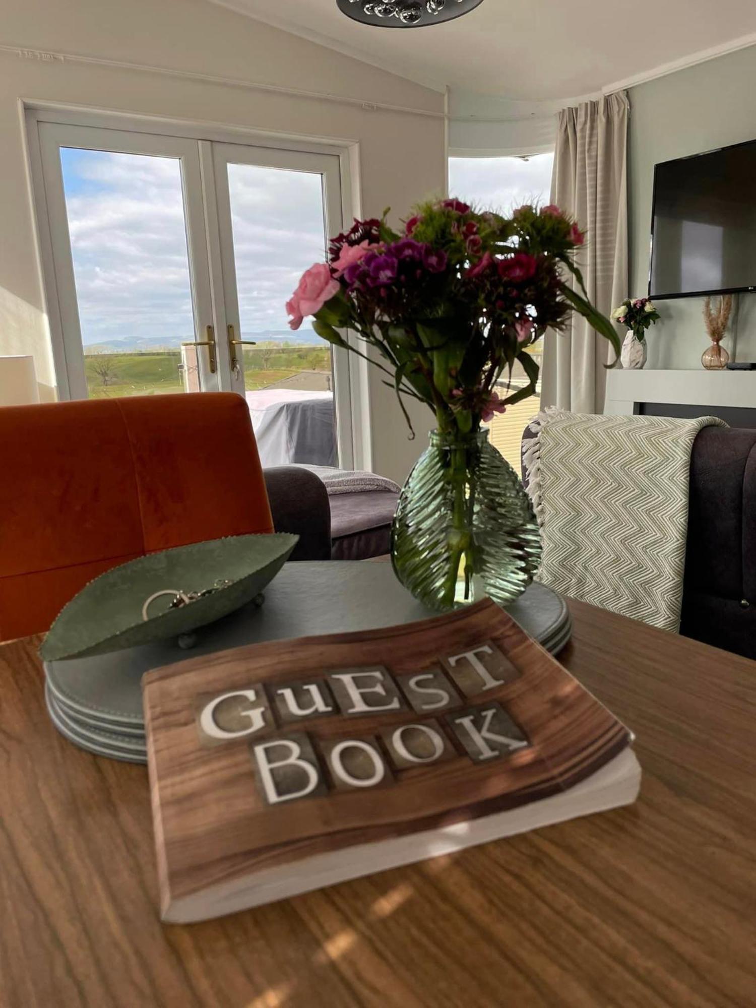 Ribble Valley Lodge Retreat Гисбърн Екстериор снимка